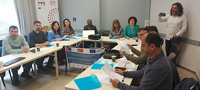 Mednarodno partnersko srečanje projekta e-RES na Kreti: Korak bližje sodobnim orodjem v poklicnem izobraževanju