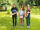 Nagrajena pesnika in deklamator 26. Župančičeve frulice z gostujočo pesnico Bino Štampe Žmavc.